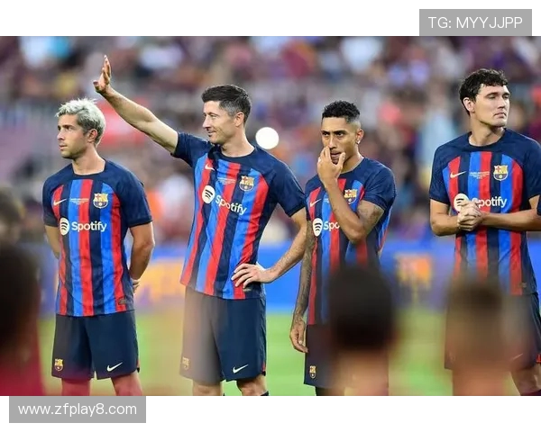 胜负一瞬定乾坤解析竞技足球中团队协作与心理博弈的深层影响